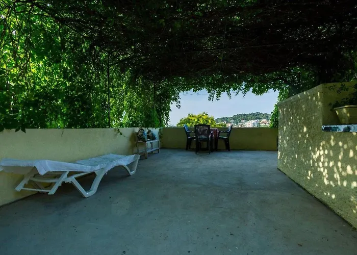 By Interhome * Mali Lošinj