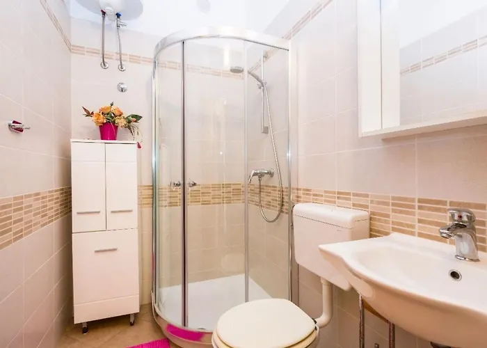 By Interhome